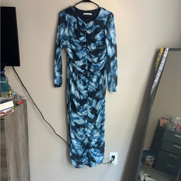 Stylish Blue Patterned Abercrombie Dress - Picture 3 of 8